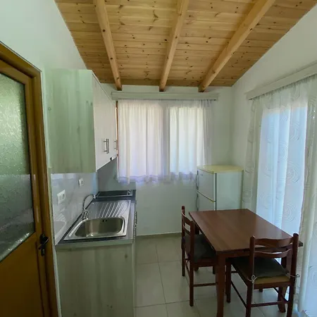 Angela Apartment Ksamil