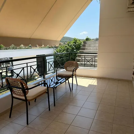 Angela Apartman *