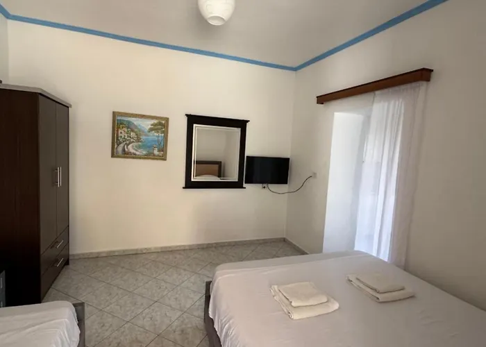 アパート Angela クサミル